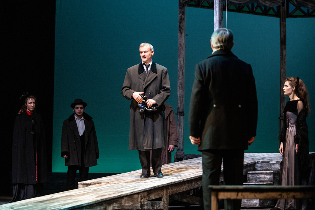 варвары спектакль малого театра. тихий дон в театре горького ростов. пьеса нахлебник тургенев. театр горького спектакль. театр имени максима горького минск.